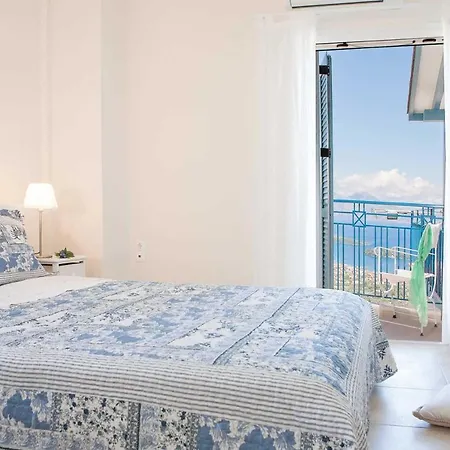 Neochori Sleeps 4 Air Con Wifi * Neochori (Lefkada)